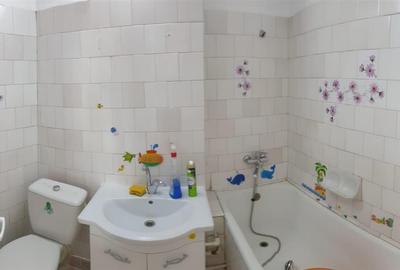 Apartament cu 3 camere decomandat în Călărași - 13