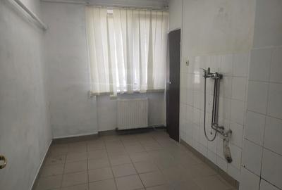 SPATIU COMERCIAL, 55MP, ZONA JUDETEAN - 4