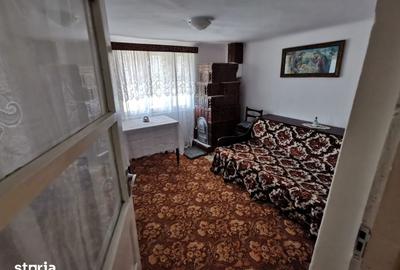 Casă cu 4 camere cu Teren 1200 Mp în Posești - 9