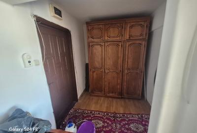 Apartament cu 3 camere semidecomandat în Dărmănești - 9