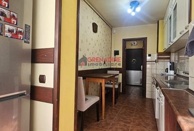 Apartament cu 2 camere semidecomandat în Florilor