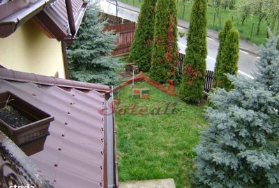 Casă cu 4 camere în Ghioșești - 12