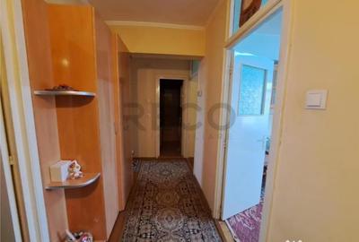 Apartament cu 3 camere decomandat în Salonta - 14