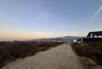 Teren Construcții intravilan de 896 mp, în Cristian - 2