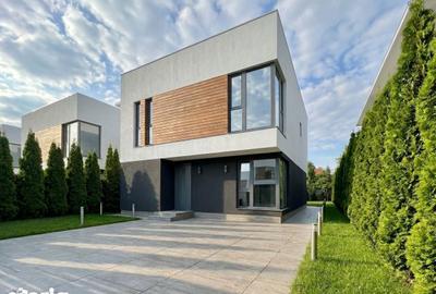 Casă cu 4 camere cu Teren 243 Mp în Central - 3