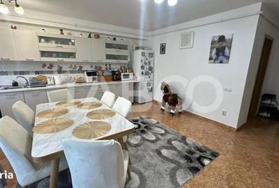 Apartament cu 3 camere decomandat în Roșia - 9