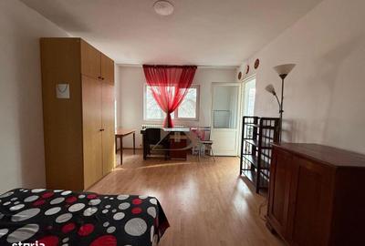 Garsonieră decomandată în Podul de Fier - 2