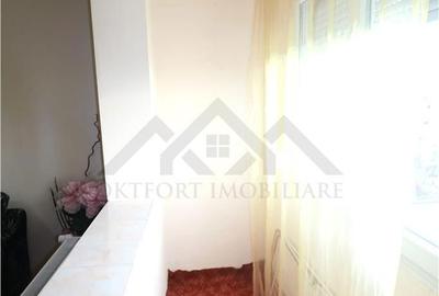 Apartament cu 2 camere semidecomandat în Circumvalațiunii - 7