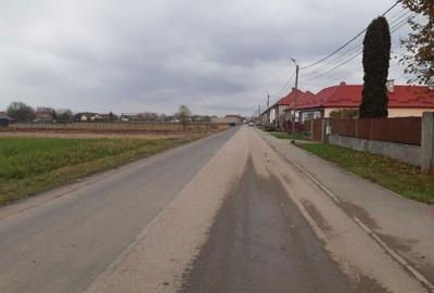 Teren de 2325 mp, în Central - 4