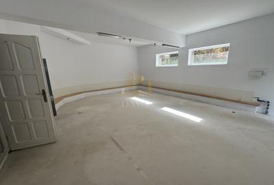 Casă individuală cu 11 camere cu Canalizare în Andrei Mureșanu - 15