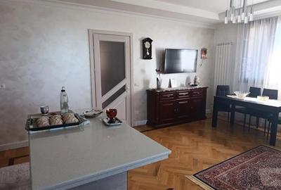Casă cu 4 camere în Târgu Neamț - 9