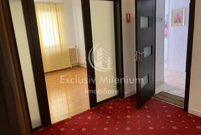 Casă individuală cu 4 camere cu Canalizare în Muncii - 1