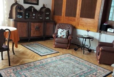 Casă cu 7 camere cu Teren 600 Mp în Decebal - 5