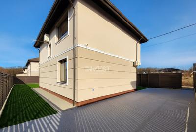 Casă cu 4 camere cu Canalizare în Miroslava - 1