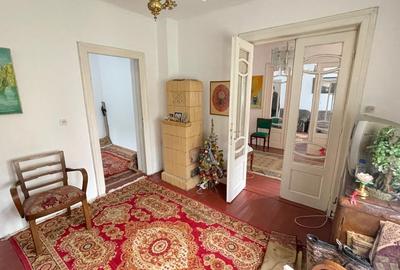 Proprietar vand casa  in  zona centrala a  orasului - 4