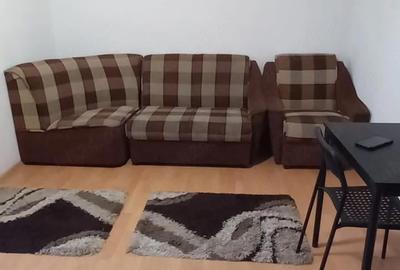 Apartament cu 2 camere semidecomandat în Berceni - 2