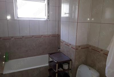 Vand apartament 3 camere ,decomandat ,zona inel l - 2