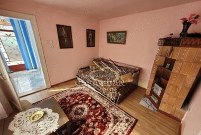 Casa de vanzare - 1