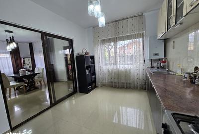 Casă cu 4 camere în Sintești - 9
