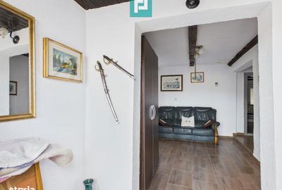 Casă cu 3 camere cu Teren 1260 Mp în Hășmaș - 11