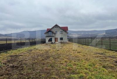 Casa Individuala, 230 mp, 2900 mp teren, 15 km de Bistrita 2900 mp teren Casa Individuala, 230 mp, 2900 mp teren, 15 km de Bistrita 2900 mp teren - 8