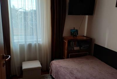 Casă cu 4 camere cu Canalizare în Exterior Vest - 1