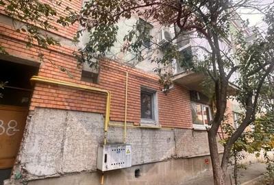 Apartament cu 2 camere de vanzare in zona Rovine - 1