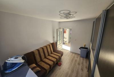 Casă cu 2 camere cu Teren 200 Mp în Central - 3