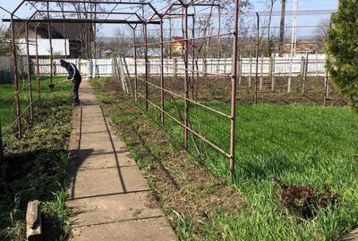 Teren de 3050 mp, în Belcești - 2