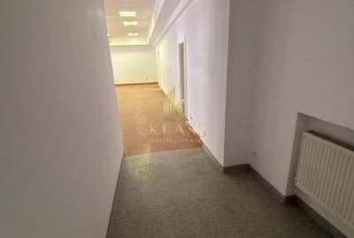 Spațiu comercial, de 140 mp, în Ștefan cel Mare - 11