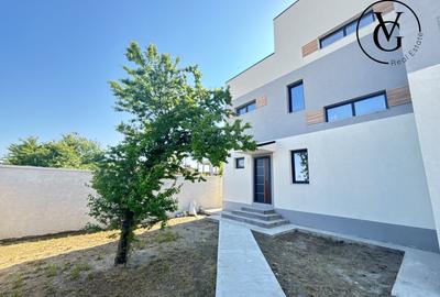 Casă cu 4 camere cu Canalizare în Ovidiu - 2