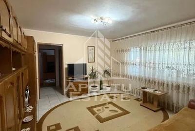Apartament cu 2 camere semidecomandat, mobilat în Buziașului