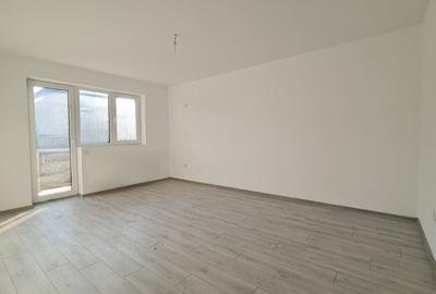 Apartament cu 2 camere decomandat în Titan - 2