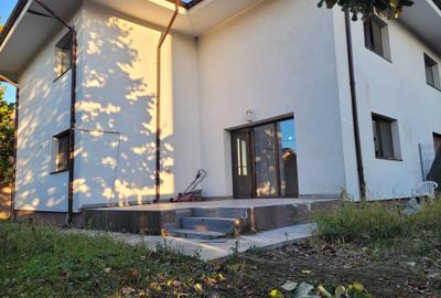 Casa 4 camere - 1