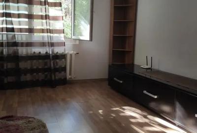 Garsonieră decomandată în Vitan - 1