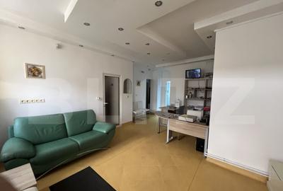 Casă cu 4 camere cu Teren 135 Mp în Central - 2