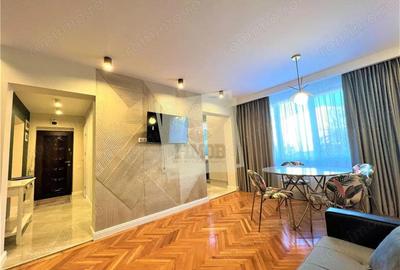 Apartament lux 3 camere decomandat etajul 1 zona centrala - 12