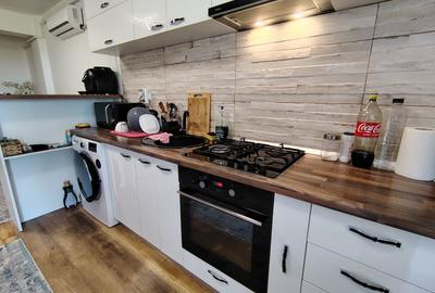 Apartament cu 3 camere semidecomandat în Cug - 6