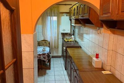 Apartament cu 3 camere decomandat în Central - 4