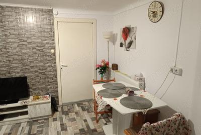 Apartament cu 3 camere decomandat în Câmpina - 3
