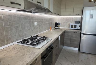 Apartament cu 3 camere decomandat în Sânpetru - 7