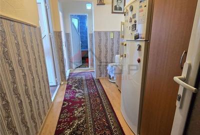 Apartament cu 3 camere decomandat în Alexandru cel Bun - 6