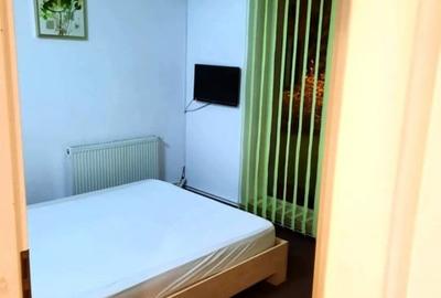 Apartament cu 2 camere semidecomandat, mobilat în Ștrand