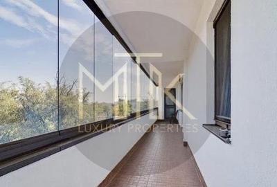 Apartament cu 4 camere decomandat, mobilat în Băneasa - 15