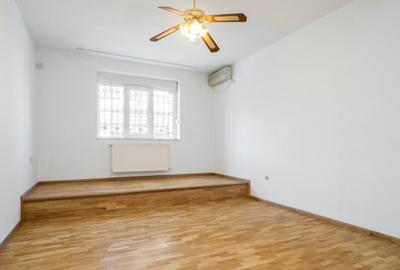 Vila 1 Mai- Chibrit-pentru doua familii - 8