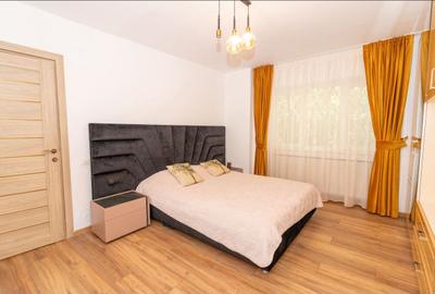 Apartament cu 3 camere decomandat, mobilat în Universitate