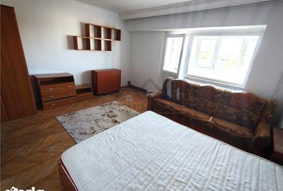 Garsonieră decomandată, mobilată în Cug - 10