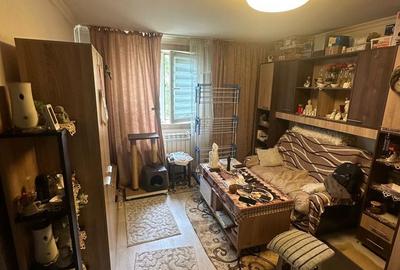 Apartament cu 2 camere decomandat în Exterior Vest