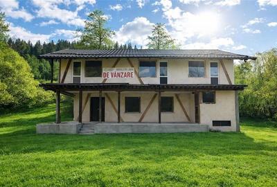 FILM! Constructie rustica tip Casa Verde, cu parau si panorama impresionanta, Mo - 32