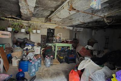 Casă individuală cu 13 camere cu Canalizare în Central - 29